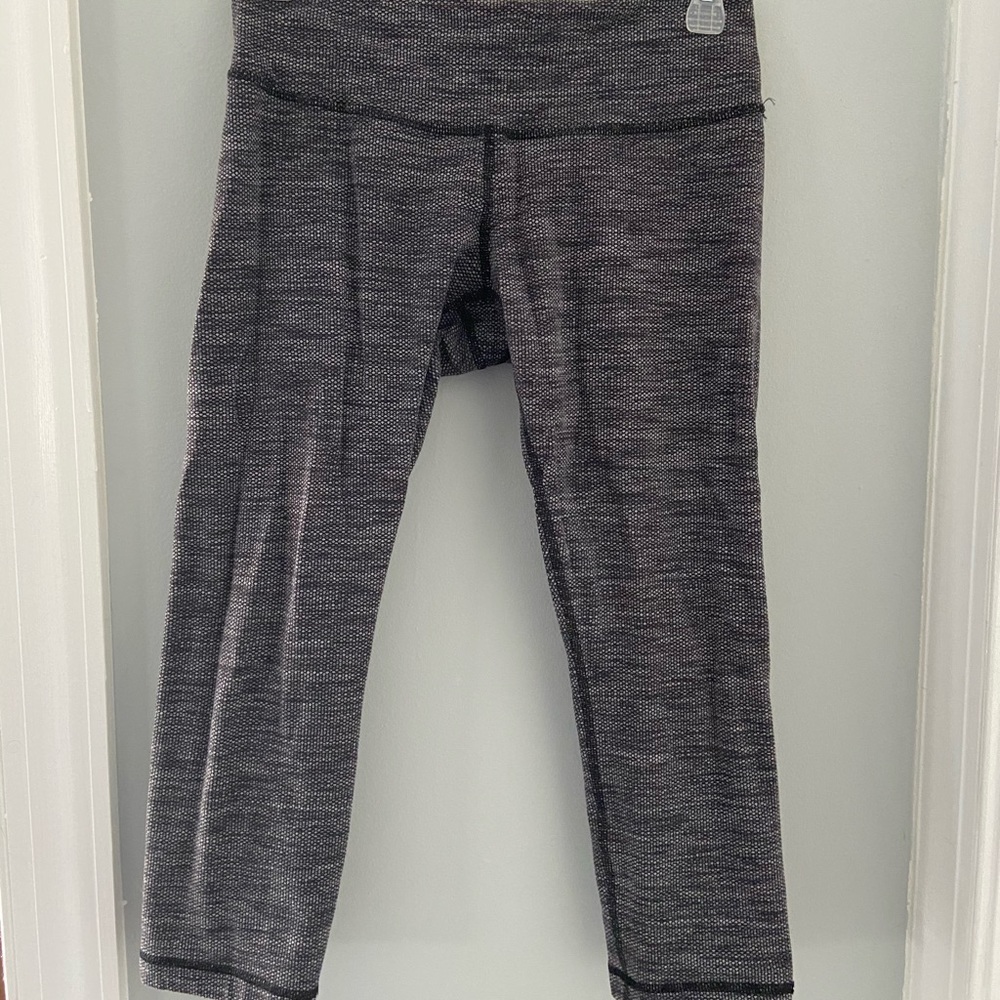 Lululemon crop leggings